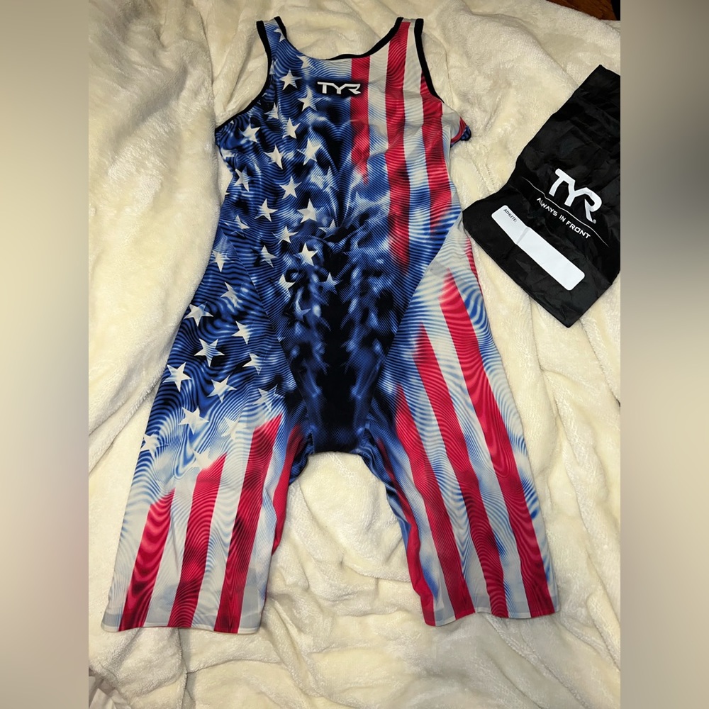 TYR Women’s Venzo™ Genesis USA Open Back 27